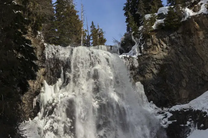 16 Stunning Waterfalls Around Vancouver | Outdoor Vancouver